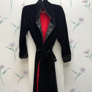 Soma long black velvet bathrobe